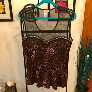 Sexy leopard peplum top w/mesh back &gold stud